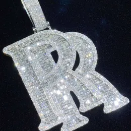 2024 Tester a diamante personalizzato ghiacciato VVS Moissanite Gioielli Hip Hop Hop Letter Baguette Pendant Alphabet "R" Collana per uomini