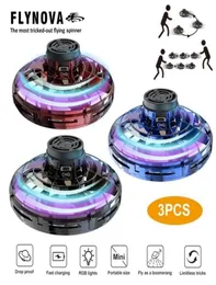 Flynova RC MINI DRONE UFO RC QUADCOPTER FINGERTIPアップグレードフライトジャイロフライインスピナーRCおもちゃギフト