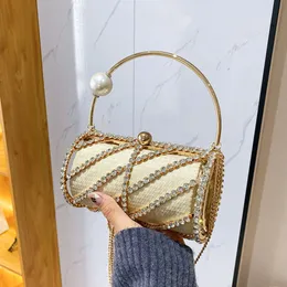 Internet Famous Chain Studded Pearl for Crossbody Dinner Bag, Fashionable Metal Carrying Cage One Shoulder Women's Handbag