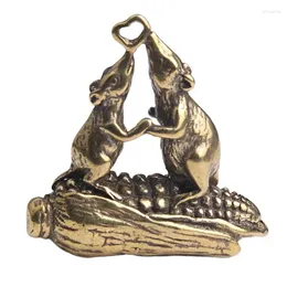 Decorative Figurines Pure Brass Lion And Mice Love Corn Figurine Car Keychain Pendant Chinese Vintage Lucky Mouse Motorcycle Hanging Jewelry