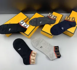 Geschenkbox Socken Designer Männer Frauen Farbbrief Cotton Skateboard Street Casual Socken