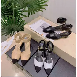 Tasarımcılar Tasarım Kadın Sandaletler Bao Kafa Kalın Topuk Eşleşen Renk Sandalet 2024 Erken Bahar Yeni Moda Mektubu Kanalı Saçlı Kafa Tüm Günlük Stil Sandalet