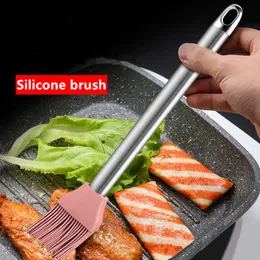 Spazzola di salsa a olio di silicone con spazzole resistenti alla temperatura della testa rimovibili per pane per torta di uova strumento da forno barbecue portatile