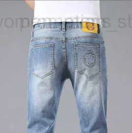 Designer di jeans maschili Hong Kong Jeans per la primavera maschile e l'estate a metà ascesa macinata bianca piccola fitta dritta in cotone pantaloni lunghi b218 isrb3