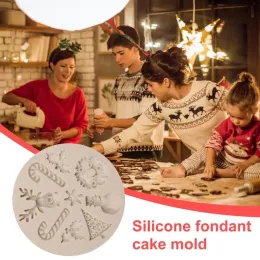 Christmas Baking Molds Silicone Christmas Tree Snowflake DIY 3D Silicone Mold Non-Stick Handmade Soap Mould For Chocolate Cake