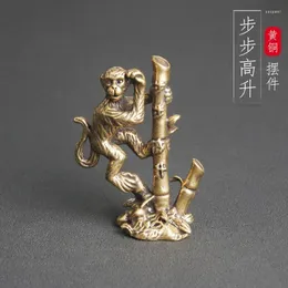 Halsbandörhängen Set Pure Brass Monkey Climbing Bamboo Tabletop Ornament Rising Step by Creative Tea Pet Decorations Handicrafts Old Age