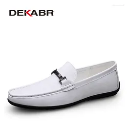 Casual Shoes Dekabr Fashion Leather Men Luxury Bekväm slip på formella loafers Moccasins italiensk mjuk manlig körning