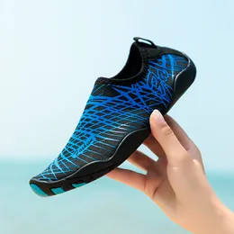 Black Aqua Shoes Runners Unisex Sports Water Sneakers Summer Beach Sandals Slipperfullo Surfo Surf Surfing a monte Abbassamento rapido