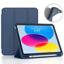 Сумки для планшетных компьютеров для iPad 10 -го поколения с держателем карандаша с силиконовой задней крышкой для iPad Pro 11 воздух 5 10 9 10 2 9th 10th Gen 2022 A2696 240411