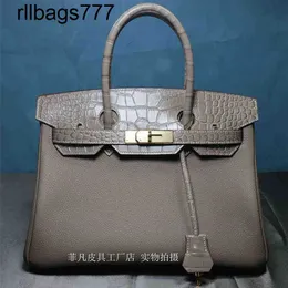 Кожаные дизайнерские сумки BK Platinum Cowhide с крокодиловым сплайсингом Портативная женская сумка 25 30 см есть логотип