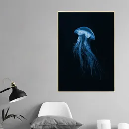 바다 생물 Cyanea 해파리 오징어 크라운 상어에서 야간 포스터 캔버스 그림 거실 홈 장식을위한 미니멀리스트 벽 예술