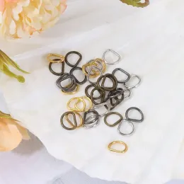 100pcs 4mm/5mm 미니 울트라 스몰 스콜 드 버클 인형 가방 BJD 인형 DIY 버튼 신발 신발 액세서리 장난감을위한 벨트 버클