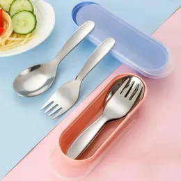 Akşam yemeği setleri Taşınabilir çatal bıçak takımı ile seti Meyve Çatal Kek Spoons Seyahat Kampı için Paslanmaz Çelik Kaşık Kit
