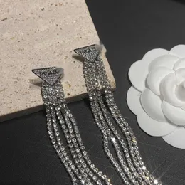 Original Designer Diamond Tassel Earrings Classic Boutique Gift Earrings Birthday Wedding Gift Högkvalitativ smycken Kvinnor Ny Silver Plated Charm Stud Presents