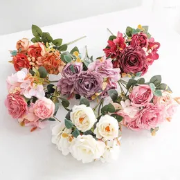 Decorative Flowers Artificial Retro Silk Rose Bouquet Hydrangea Peony Vintage Bride Holding Fake Plants Home Wedding Decoration Accessories