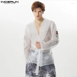 Camisas casuais masculinas Camisa Mesh Flor Bordado Lapel de luva longa Streetwear Kimono Cardigan com cinto transparente 2024 Camisas de moda