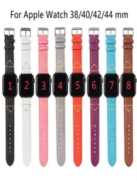 Designer WatchBands Strap per Watch Band 42mm 38mm 44mm 44mm Iwatch 5 4 3 2 Bande Luxury Leather Smart Smart Watchband Whole262J2108881