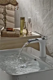 Qiuci Chrome White Basin Faucets 폭포 욕실 수도꼭지 데크 장착 황동 세면대 싱크 싱글 핸들 핫 콜드 워터 탭