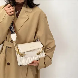 Umhängetaschen 2024 Spring Mode-Kette Handtaschen Wide Gurte Diamond-Form One-Shoulder Messenger Bag Brieftasche Luxusdesigner