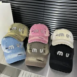 Yüz Elmas Mektup Beyzbol Kapağı Sıkıntılı Casquette Luxe Candy Renk Tasarımcı Hat Kadınlar Yaz Seyahat Moda Top Kapakları