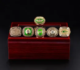 6PCSset o anel de navio de rugby inteiro 2019 Wisconsin Football Ring Rings Rings de alta qualidade Fã de jóias Fan Size2017785