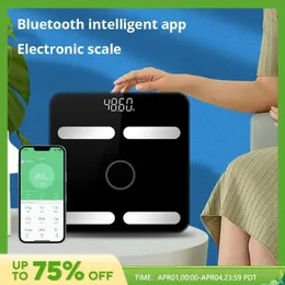 1pc Blackwhite Bluetooth 스마트 체지방 스케일 충전 전자 규모 신체 규모 성인 지방 스케일 계량 BMI 분석기 240410