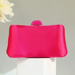 Einfache Silod Evening Clutch Bag Frauen Taschen Hochzeit glänzende Handtaschen Braut Satin Fuchsia Schwarze Klauen Bag Ketten Umhängetasche