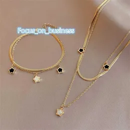 Personalidade simples 14K Pentagrama de ouro 14k Penteado de colar de aço inoxidável Conjunto de pulseira