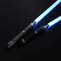 RGB Metal Lightsaber Laser Sword 무거운 결투 14 색 Saber de Luz Foc Combat Costay 선물 선물 Luminous Kids 장난감 무기