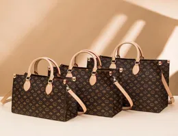 Luxurys designers av hög kvalitet kvinnor väskor stora shopping hobo purses lady handväska woemns män crossbody axel el totes fashi5845294