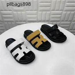 italy Chypres Sandals H Flat Genuine Leather Velcro Strap 7a Suede Brand New Open Toe Fashion Personalized Casual Uncle