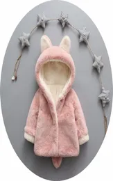 Kinder Faux Pelzmantel Wintermädchen süße Ohrhälfte mit Kapuze -Schichten Kinder Vlies verdicken Outwear Child Cartoon überschwärmen A01586681855