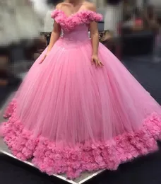 2020 Pink Quinceanera Ball Gown Dresses Off Shoulder Cap Sleeves Tulle With Flowers Long Sweet 16 Puffy Cathedral Train Party 8440374