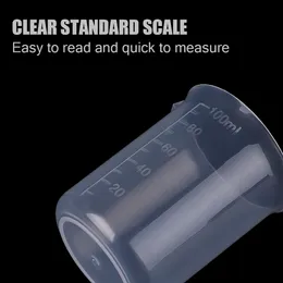 100 ml di misurazione in plastica Misurazione in plastica Duratura in scala trasparente Coppa per versare senza manico per le forniture di bar da cucina per la casa