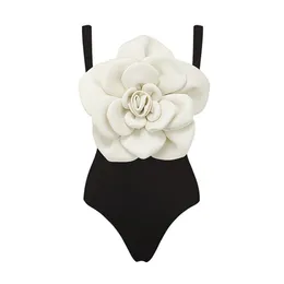 Ashgaily 2024 3D Flower One One Swimsuit Women Swimwear Monokini bodysuit بدلة السباحة حزام حزام شاطئ 240411