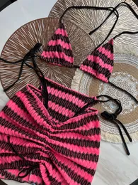 Paris Fashion Knitted 3 -częściowy zestaw bikini 2024 Luksusowe spódnice Paski stroje kąpielowe projektant kąpielowych strojów kąpielowych Seksowna odzież plażowa Push Up Kąciki Brand Niepadane trikini