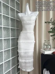 Повседневные платья Mori Girl White Spaghetti Brap Dress Design Элегантная тонкая оболочка платье с кружевным солнцем расщепляется сплит 2000 -х