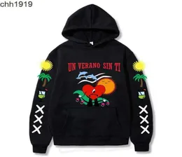 2022 새로운 디자이너 Un Verano Sin Ti Hoodie 나쁜 토끼 까마귀 인쇄 남성과 여성을위한 스웨터는 미국에서 잘 판매됩니다 .5300573