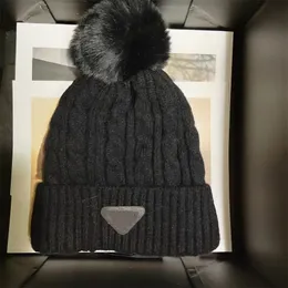 2024 Chapéus de gorro de designers cair no inverno Termal Caps Chaveiro de moda para homens e mulheres Cap elegante Capinho de alta qualidade