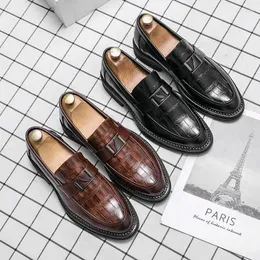 Scarpe casual di beni di lusso da uomo Business retrò in pelle marrone moca