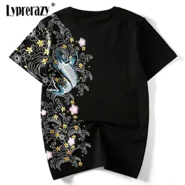 Lyprerazy Retro Japan 자수 T 셔츠 Koi 생선 인쇄 화이트 탑 티스 여름하라 주쿠 남자 힙합 스트리트웨어 Tshirt 240329