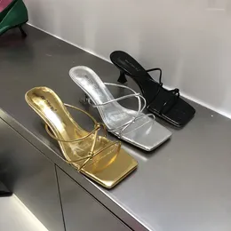 Scarpe eleganti da donna estate coreana sandali tacchi sottili 2024 insplifori medici di punta quadrata sexy oro argento nero