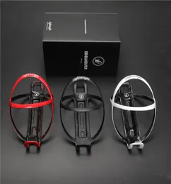 Gabbia di bottiglia leggera Porta in fibra di carbonio Full Fiber Road Porta bottiglia per bici MTB Accessori per bici LW gabbie 18G3817854