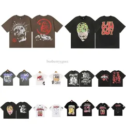 Maglietta maglietta Hellstar T-shirt maschile e designer femminile Stampa alla moda a manica corta con magliette hip hop in stile design a pattern 2024