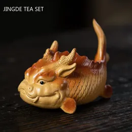 1 st Yixing Purple Sand Tea Pet Creative Fish Dragon Ornament Set Tillbehör Handgjorda skulpturbordsdekoration 240411