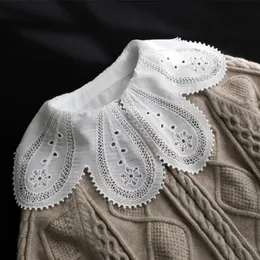 Collares falsos de gasa blanca para mujer, Media camisa Vintage, cuello falso bordado, cuello de solapa desmontable, accesorios
