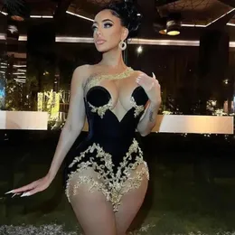 Seksi Siyah Velvet Kokteyl Parti Elbiseleri Altın Dantel Aplikler Aso Ebi Bir Omuz Kadınları Gör Kadınlar Resmi Balo Önlükleri Kısa Mini Gece Kulübü Giyim Vestidos Cl3481