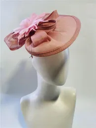 Berets Pink Floral Chapeau Women Evening Party Cap Victorian Cosplay Medieval Black Feather Hats Vintage Girls Bohemia