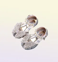 Scarpe pianeggiante Girls Fashion for Kids 2021 Autunno glitter Rhinestone Butterfly Princess Flats Didler Dress Dance Dance Brand Baby7020727