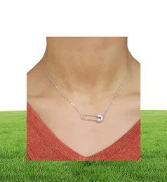 Europeiska kvinnliga smycken Simple Safety Pin Necklace Paled Cz Shiny Silver 925 Enkel senaste design Silver Jewelry9670190